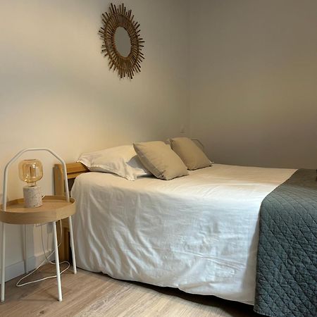 Le Patio : Appartement Chic 3 Chambres Au Coeur De ポー エクステリア 写真