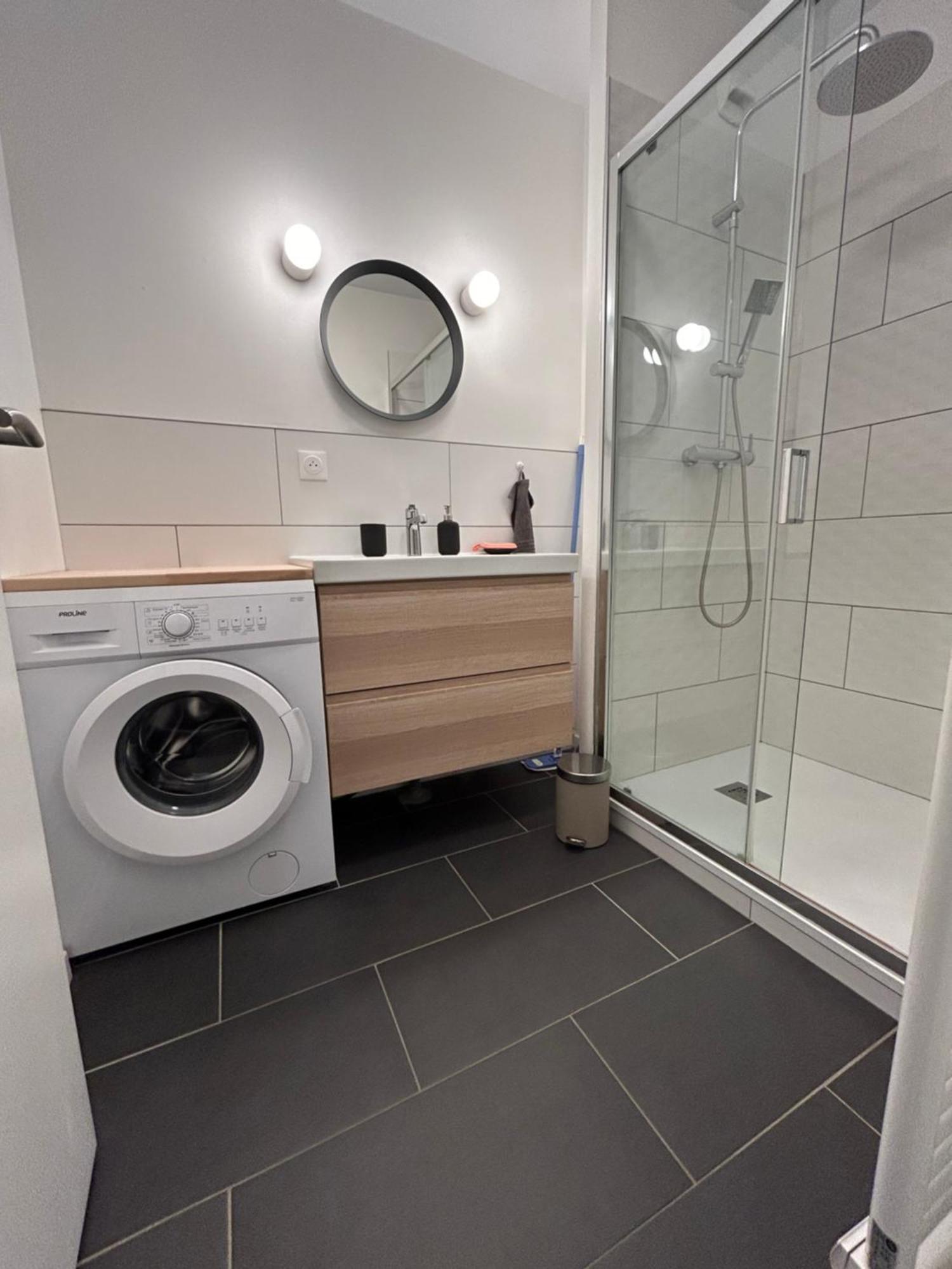 Le Patio : Appartement Chic 3 Chambres Au Coeur De ポー エクステリア 写真