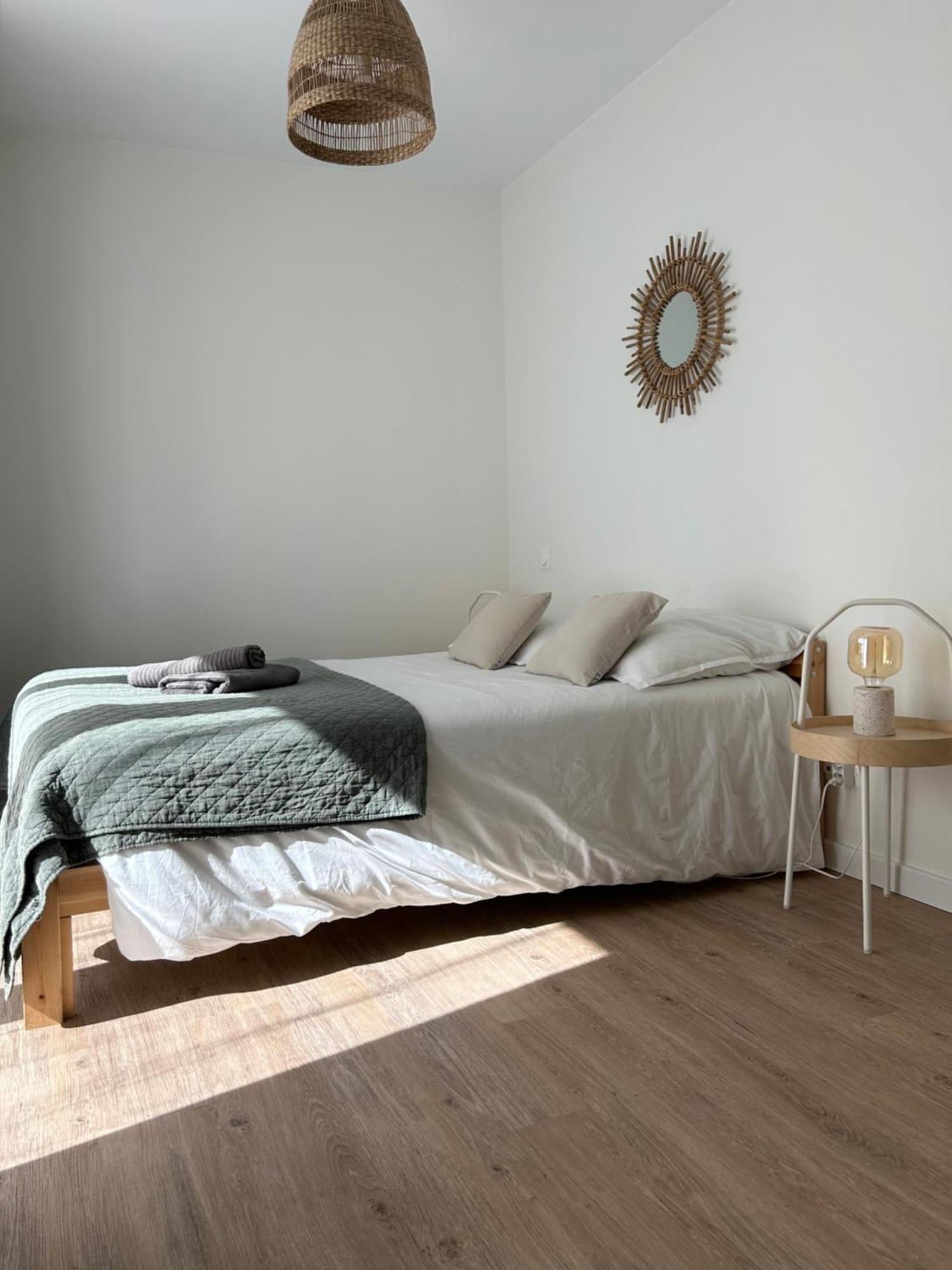 Le Patio : Appartement Chic 3 Chambres Au Coeur De ポー エクステリア 写真